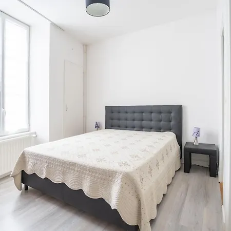 Coeur De 1 & 2 Апартаменты Жонзак